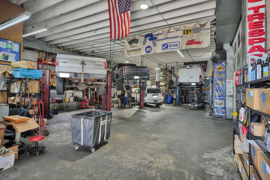 More Photos Of 7007 SW 13th Ter, Miami Warehouse For Sale
