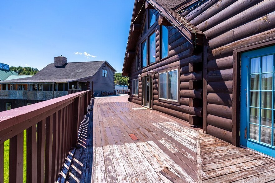 More Photos Of 235 Farmers Market Dr, Hillsville Restaurant For Sale