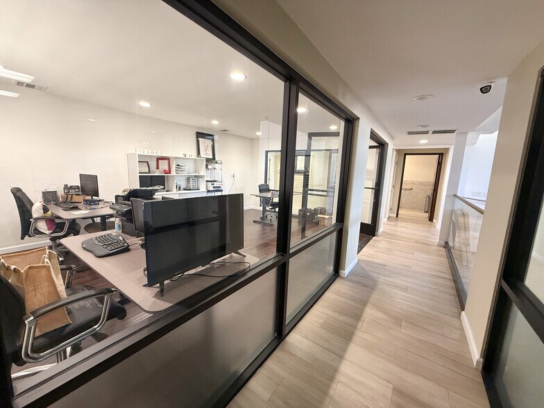 More Photos Of 1304 W Commonwealth Ave, Fullerton Office For Sale