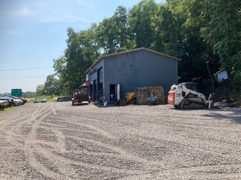 Primary Photo Of 12753 State Route 9W, West Coxsackie Auto Repair For Sale