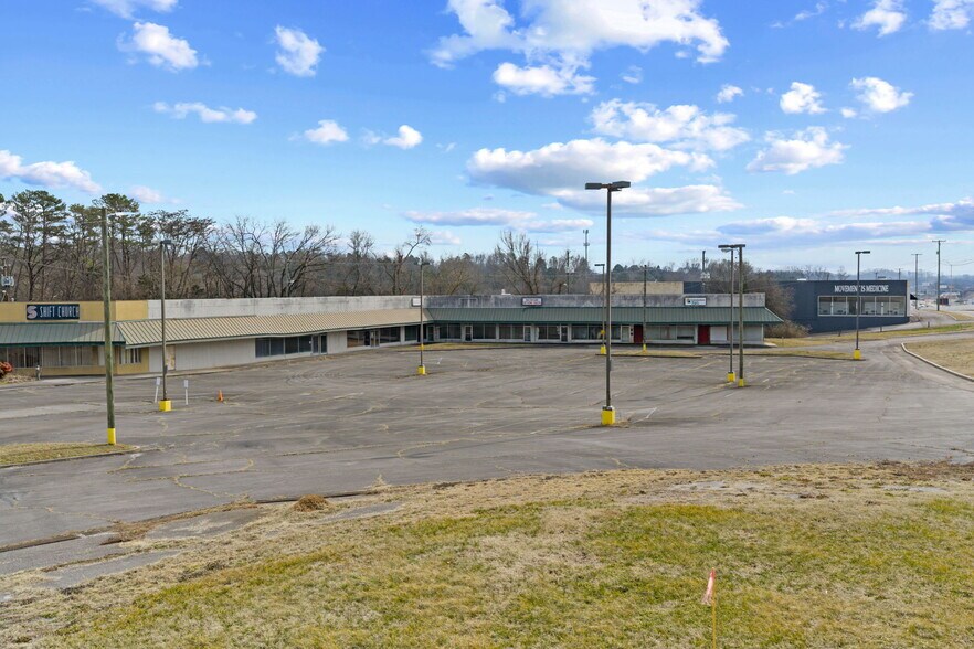 More Photos Of 2862 Dresser Rd, Knoxville Land For Sale