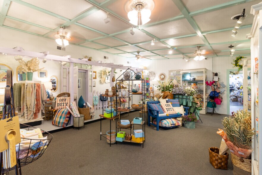 More Photos Of 29350 Matthewstown Rd, Easton Garden Center For Sale