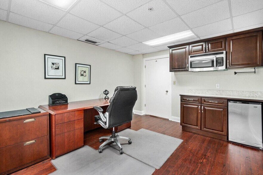 More Photos Of 120 S Olive Ave, West Palm Beach Office Residential For Sale