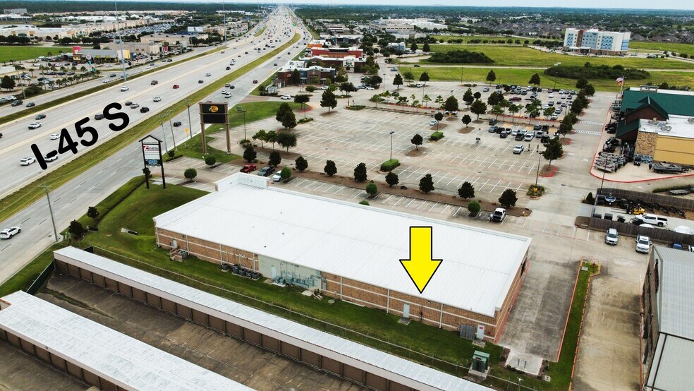 More Photos Of 2403 Gulf Fwy S, League City Storefront Retail Office For Lease