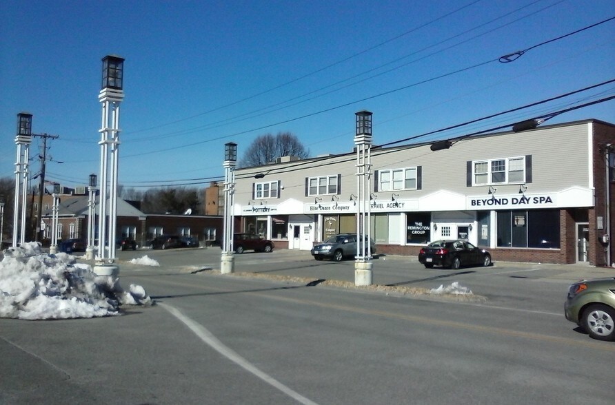 More Photos Of 8 Alpine Ln, Chelmsford Unknown For Lease