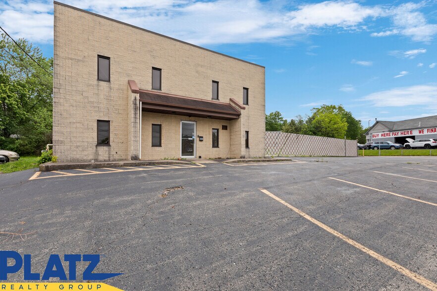 More Photos Of 4343 Mahoning Ave, Austintown Warehouse For Sale