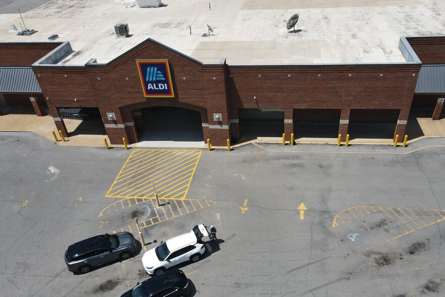 More Photos Of 13620 Highway 43 N, Northport Storefront For Sale