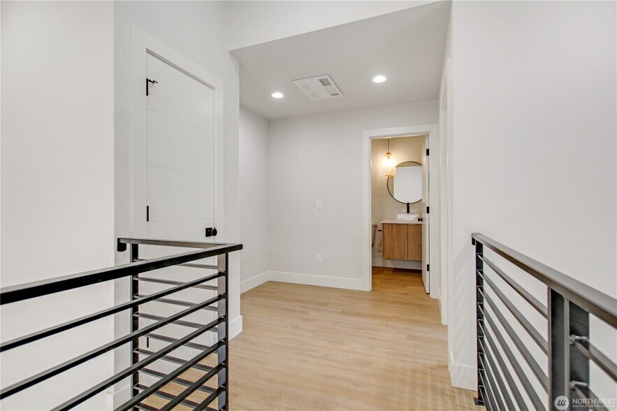 More Photos Of 27906 U St., Ocean Park Apartments For Sale