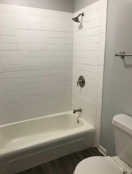 More Photos Of 706 E 139th St, Kansas City Apartments For Sale