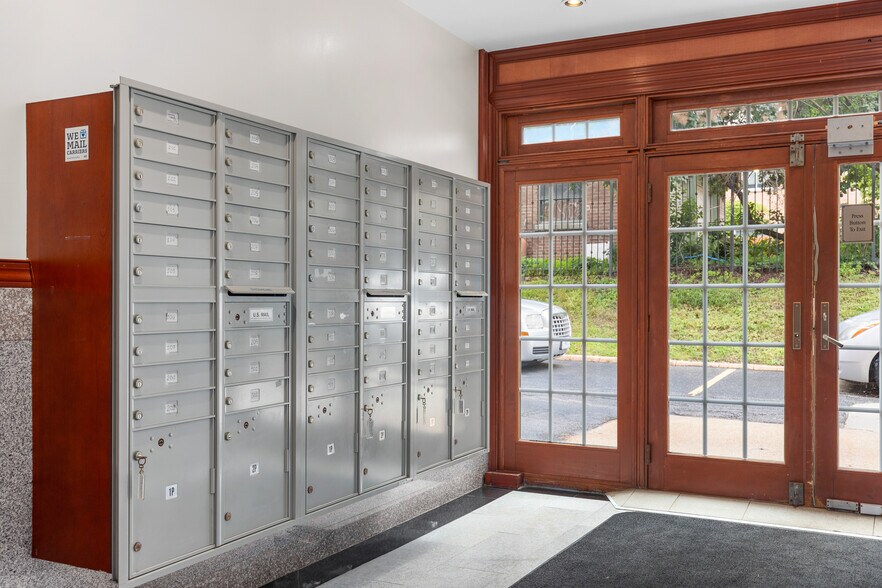 More Photos Of 3450 Russell Blvd, Saint Louis Apartments For Sale