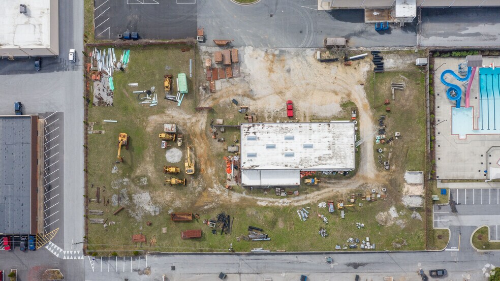 More Photos Of 1526 E Joppa Rd, Towson Auto Repair For Lease