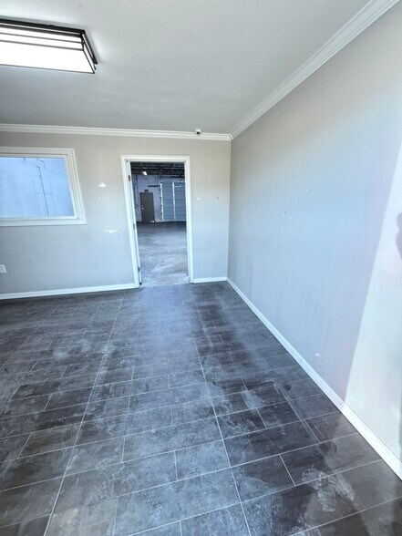 More Photos Of 5905-5923 N Nevada Ave, Colorado Springs Storefront For Lease
