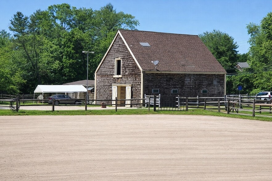 More Photos Of 1472 Cedar Swamp Rd, Glen Head Land For Sale