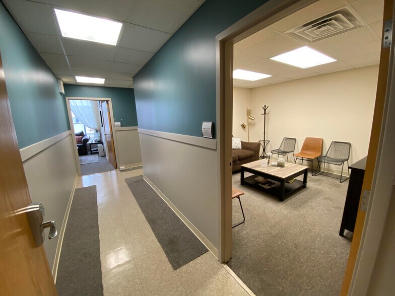 More Photos Of 3111 W Armitage Ave, Chicago Office For Lease