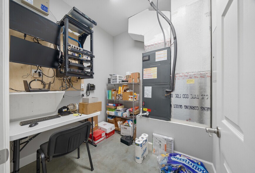 More Photos Of 943 NW 17th Ave, Ocala Warehouse For Sale