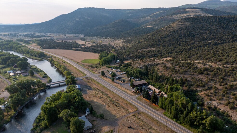 More Photos Of 27680 US Highway 160, South Fork Hotel For Sale
