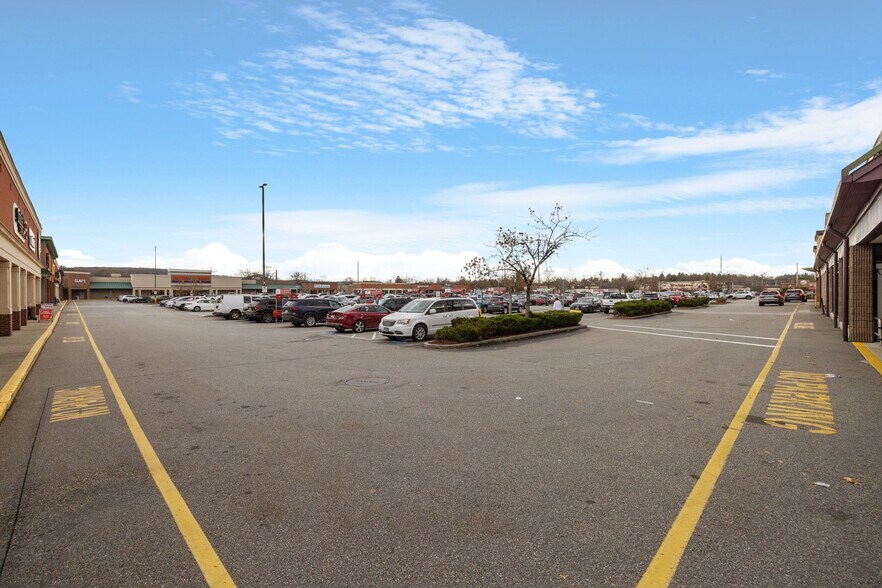 More Photos Of 459 West St, Keene Unknown For Lease