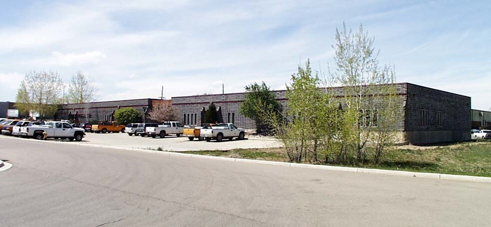 More Photos Of 530 Compton St, Broomfield Flex For Lease