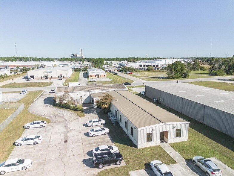 More Photos Of 10281 Corporate Dr, Gulfport Office For Sale