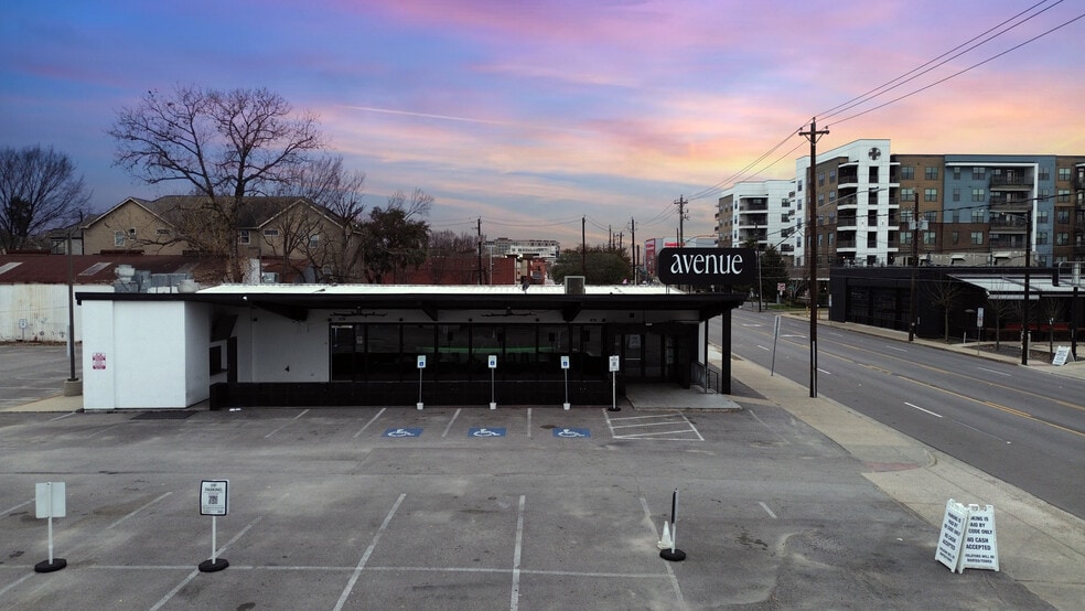 More Photos Of 5317 Washington Ave, Houston Bar For Lease