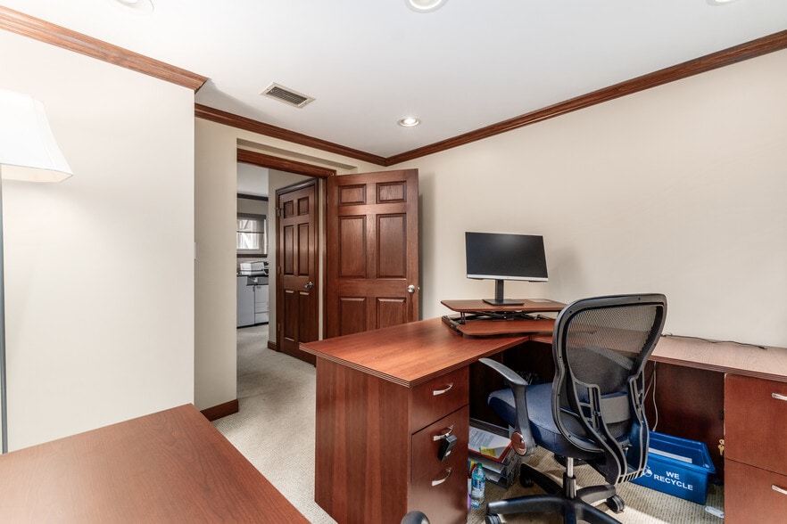 More Photos Of 53 W 3rd Ave, Columbus Office For Sale