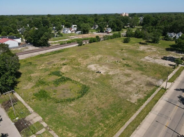 More Photos Of 815 North 11th St, Springfield Land For Sale