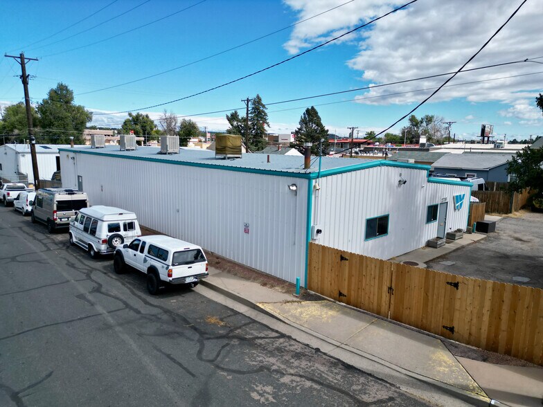 More Photos Of 2708 Gunnison St, Colorado Springs Industrial For Sale
