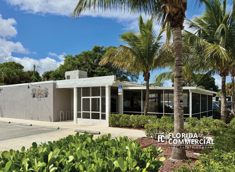 Primary Photo Of 796 NE Dixie Hwy, Jensen Beach Restaurant For Sale