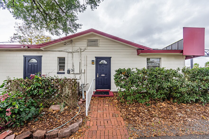 More Photos Of 264 E Altamonte Dr, Altamonte Springs Freestanding For Lease
