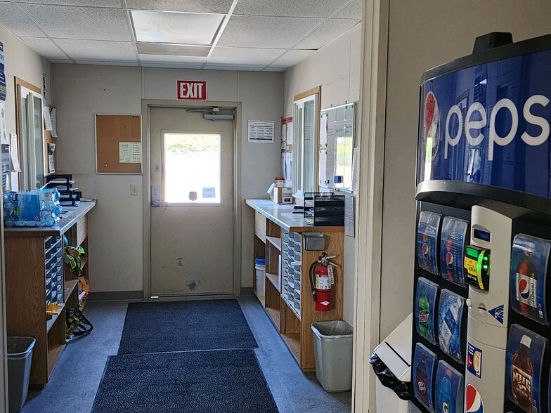 More Photos Of 24300 Pacific Hwy S, Kent Land For Lease