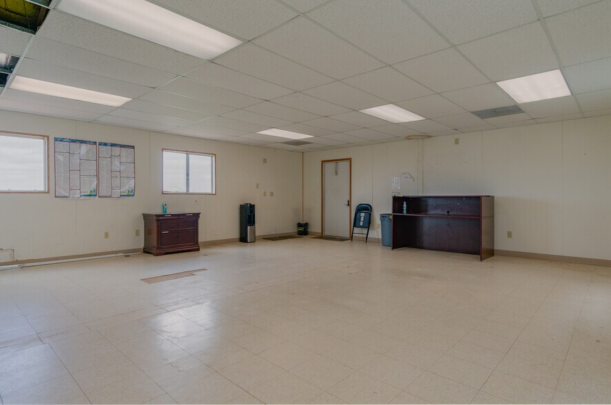 More Photos Of 10911 27J St SW, Dickinson Warehouse For Sale