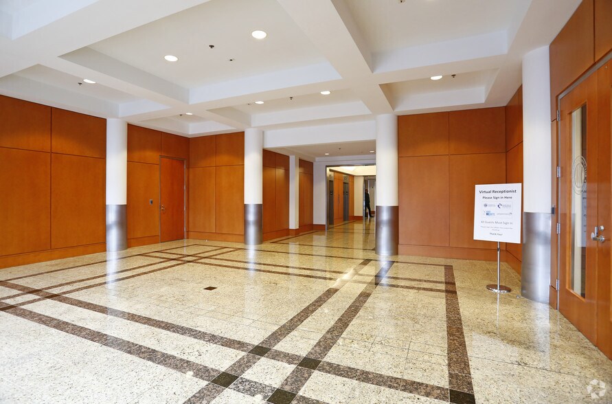More Photos Of 8051 Arco Corporate Dr, Raleigh Office For Lease
