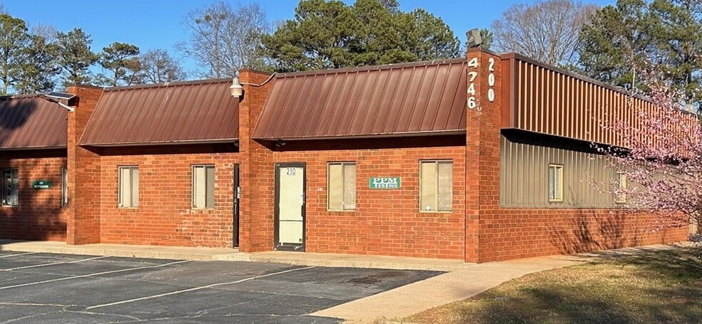 More Photos Of 4742 Hammermill Rd, Tucker Unknown For Lease