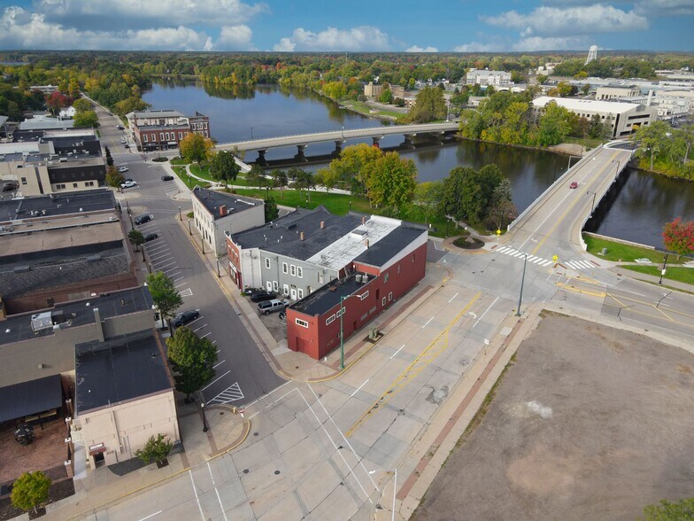 More Photos Of 210 1st St N, Wisconsin Rapids Storefront Retail Residential For Sale