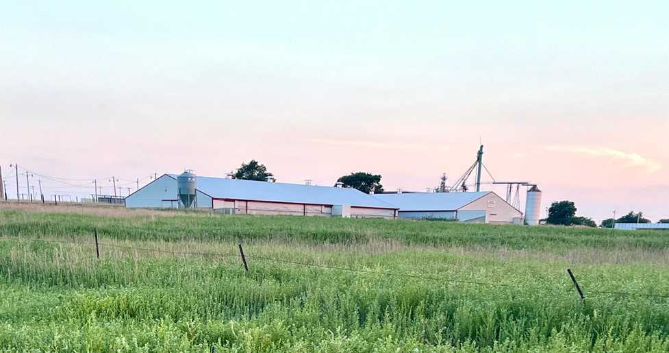 Primary Photo Of 3313 US 54, Guymon Manufacturing For Sale