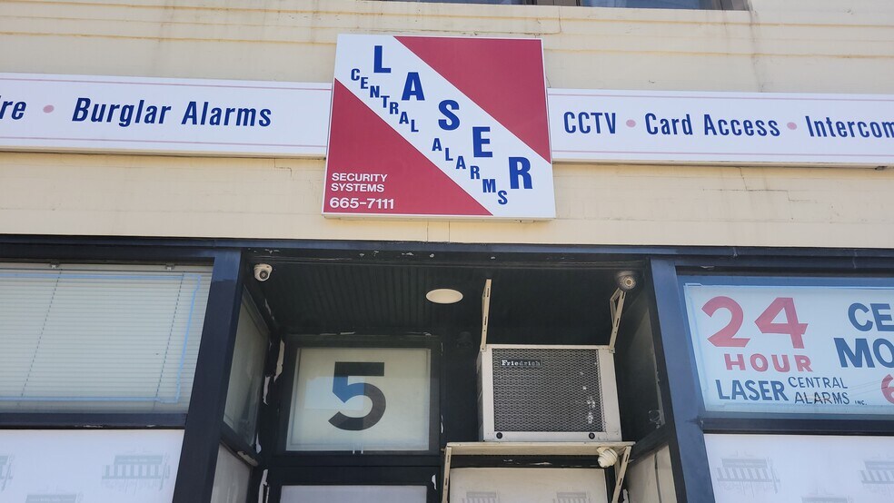 More Photos Of 5 Fifth Ave, Bay Shore Office For Lease