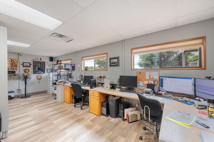 More Photos Of 5290 W State Highway 31, Corsicana Office Residential For Lease