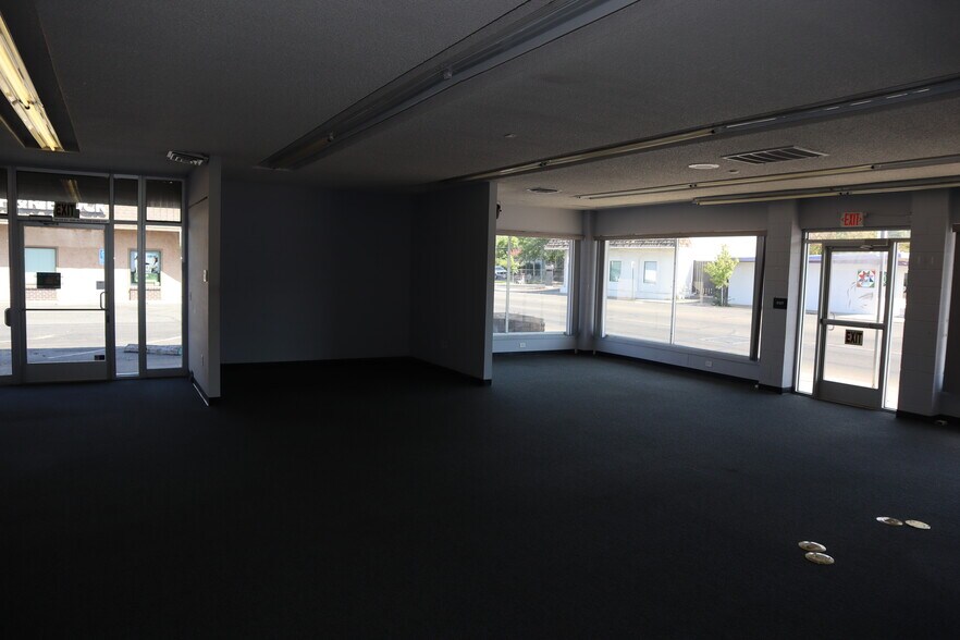 More Photos Of 2358-2368 Lincoln St, Oroville Office For Lease