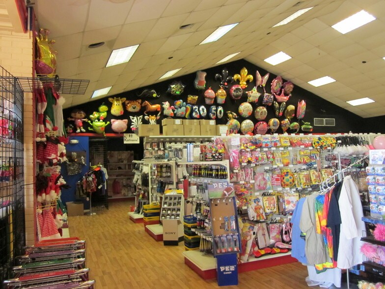 More Photos Of 311 S Range Ave, Denham Springs General Retail For Lease