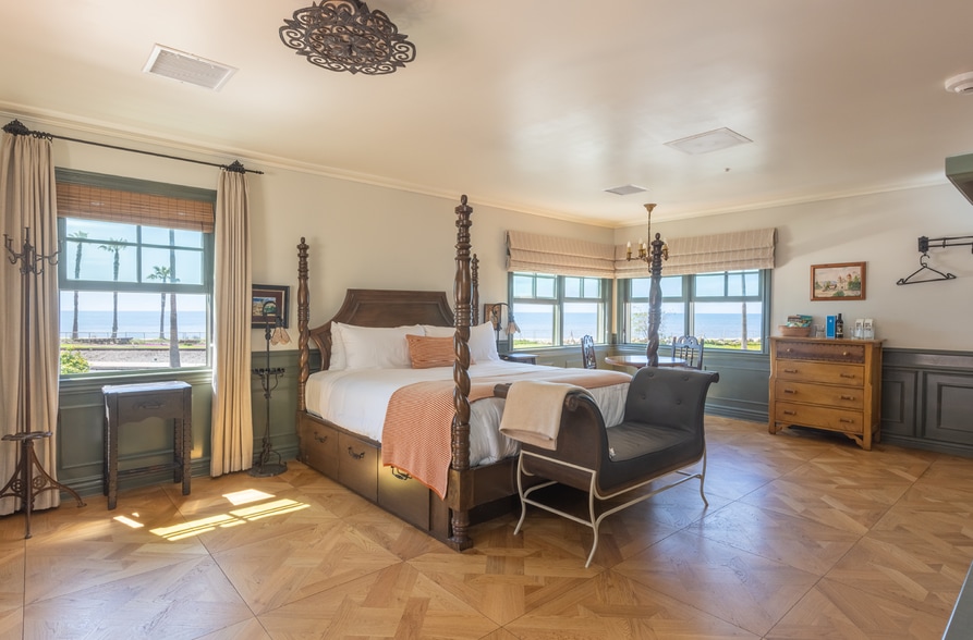 More Photos Of 34862 Coast Hwy, Dana Point Hotel For Sale