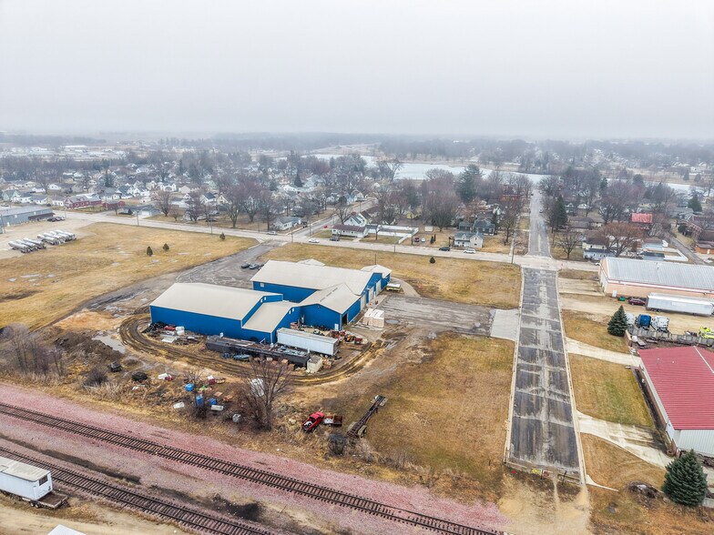 More Photos Of 501 11th St NE, Austin Carwash For Sale