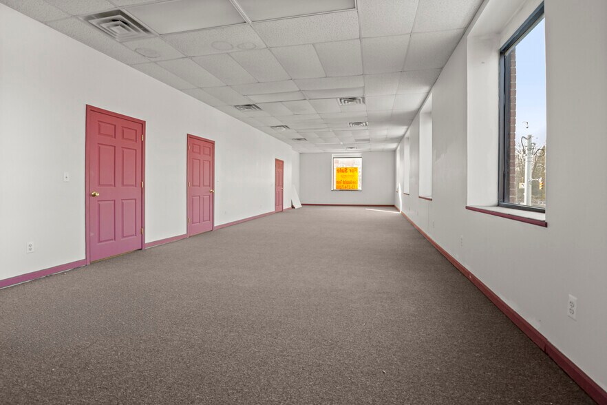 More Photos Of 107 S Main St, Almont Restaurant For Sale