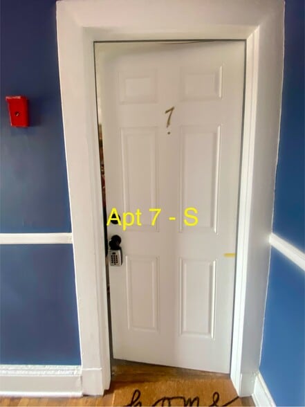 More Photos Of 406 N Loudoun St, Winchester Apartments For Sale