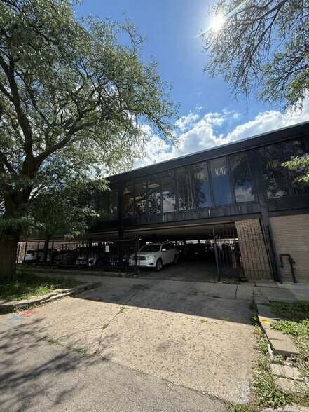 More Photos Of 2715 N Central Ave, Chicago Medical For Sale