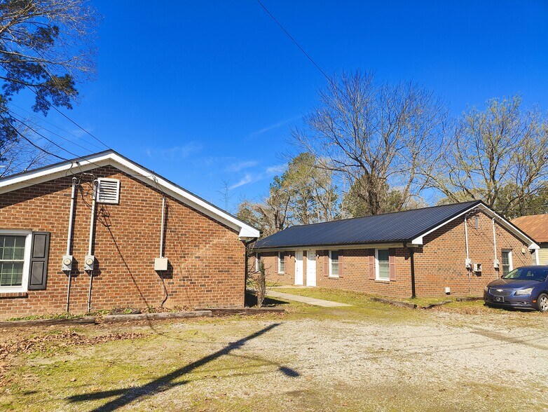 More Photos Of 520 Suburb St, Rocky Mount Apartments For Sale