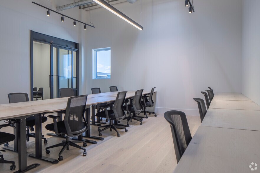 More Photos Of 2650 W Belleview Ave, Littleton Coworking Space