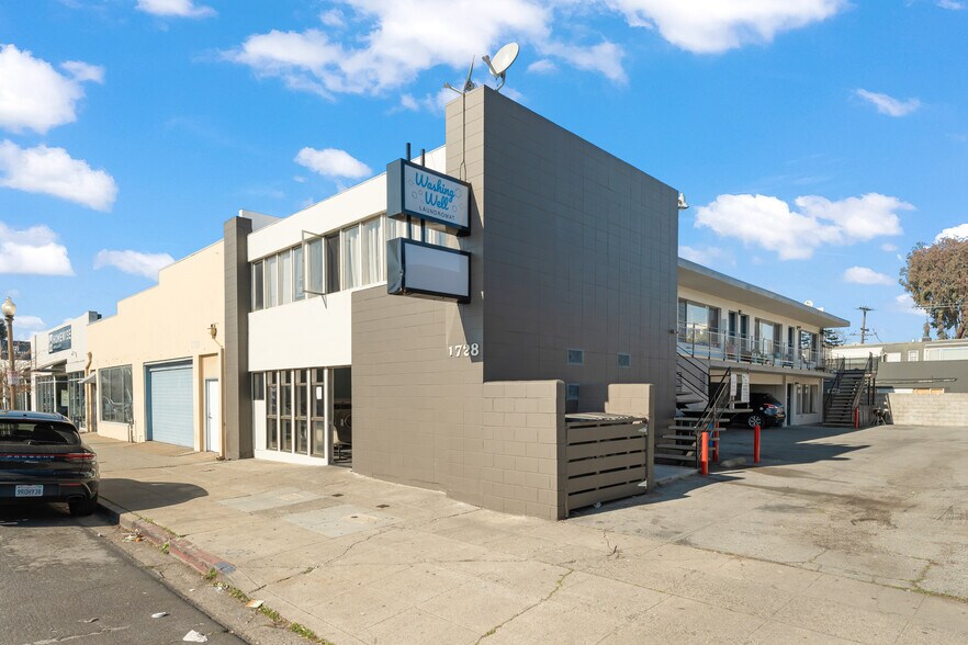 Primary Photo Of 1728 Broadway St, Redwood City Storefront Retail Residential For Sale