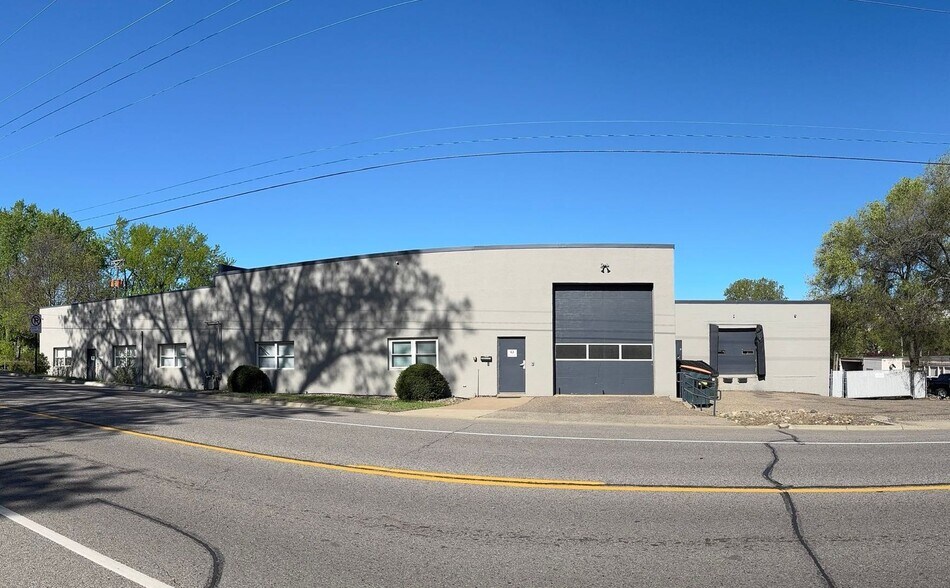 More Photos Of 4300 Main St NE, Fridley Manufacturing For Lease