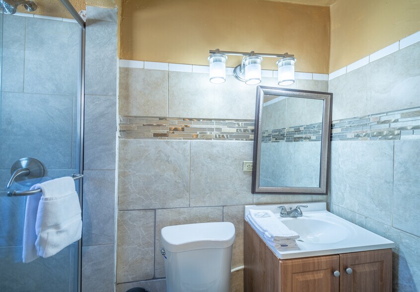 More Photos Of 2306 Sudderth Dr, Ruidoso General Retail For Sale