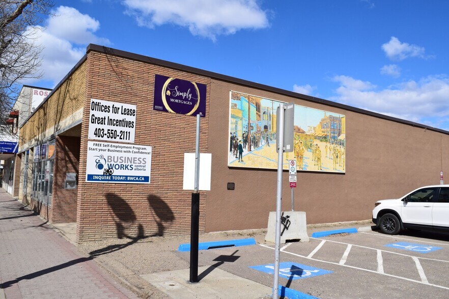 More Photos Of 4730 50 St, Red Deer Storefront Retail Office For Sale